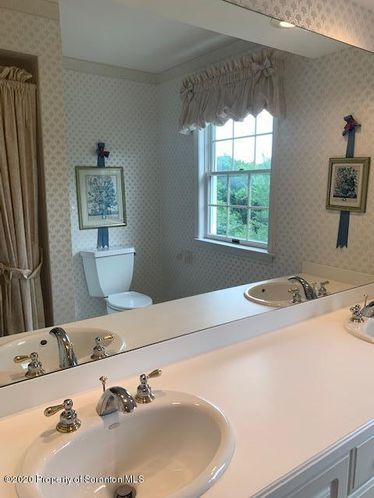 2808 Scranton Carbondale Hwy, Blakely, PA 18447